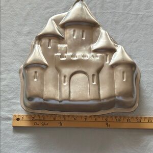 Wilton Silver Castle Cake Pan